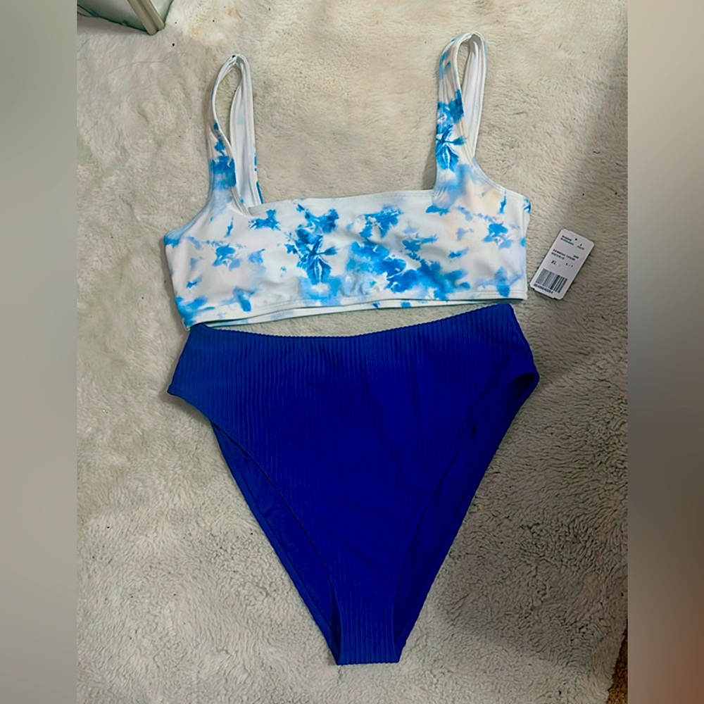 2 piece swimsuit
